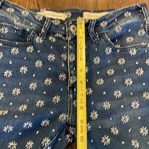 Anthropologie Pilcro Daisy Embroidery High Rise Crop Jeans - Picture 10 of 15